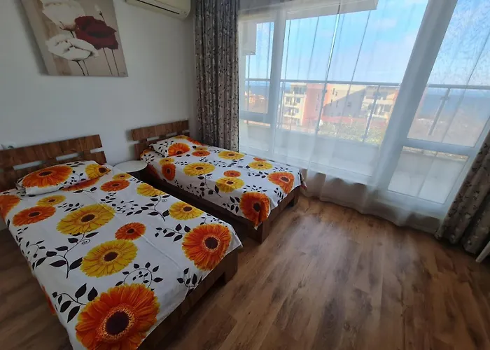 Large Two Floor Apartamento *